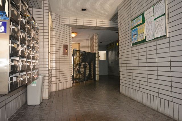 メゾン内久宝寺のエントランス|メゾン内久宝寺　エントランス