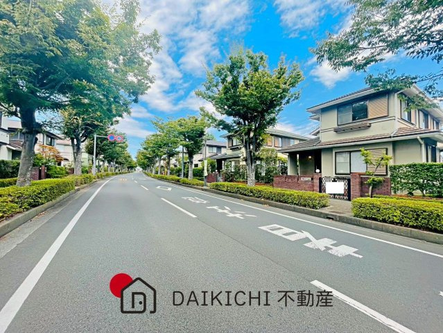 【前面道路含む現地写真】 | 白岡市新白岡2丁目　中古戸建