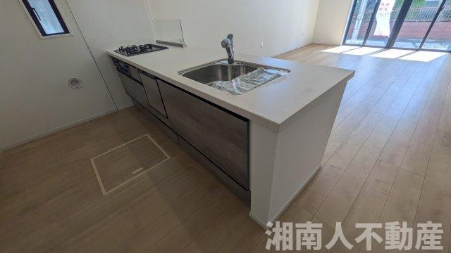 藤沢市片瀬４丁目２２１６－６０新築戸建てのキッチン|きれいなキッチンです