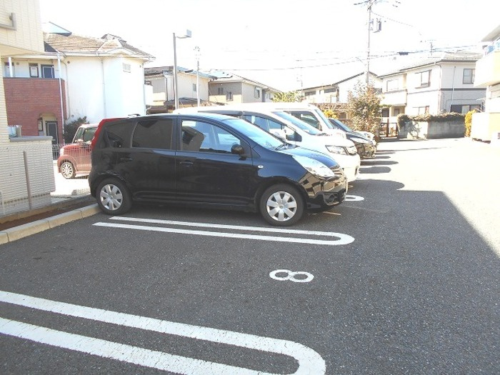 ディアコートⅠ（桜丘2丁目）の駐車場