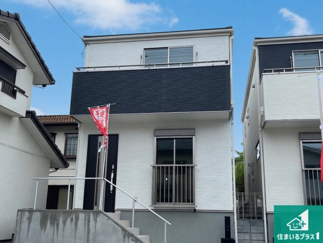 神戸市須磨区北落合　第2期　新築一戸建ての外観|安心の10年保証！外観を美しく保ち、雨水で汚れを落とします！気になることがありましたら、お気軽にお問い合わせください！