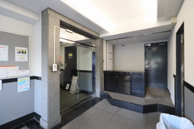 【エントランス】 | スカイコート明大前第２