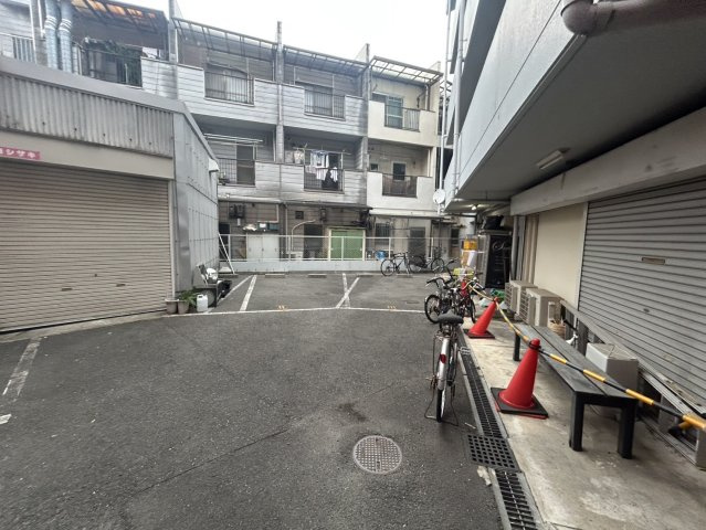 第二古川ハイツの駐車場