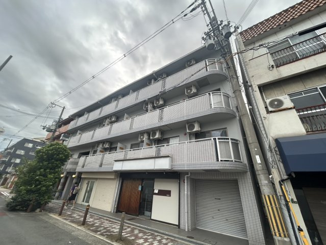 第二古川ハイツの外観