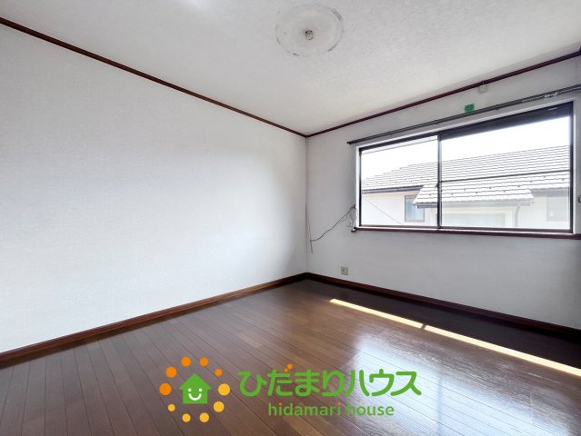 白岡市新白岡2丁目　中古一戸建ての寝室