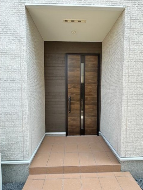 八千代台市大和田新田の玄関