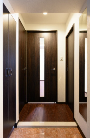 プレジオ難波ASIANの玄関