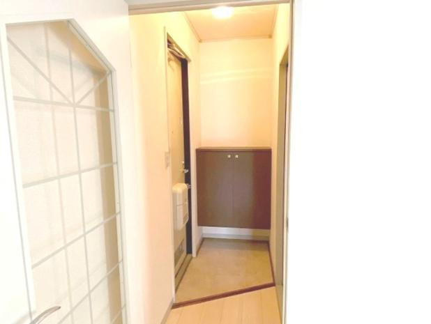 フレグランスサエラの玄関