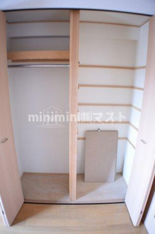 エルセレーノ九条の収納