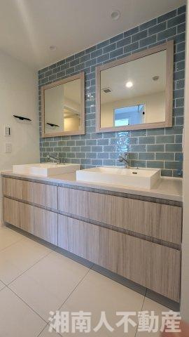 湘南タワーズの独立洗面台|独立洗面台あり、毎朝おしゃれに忙しい女性の方におすすめです