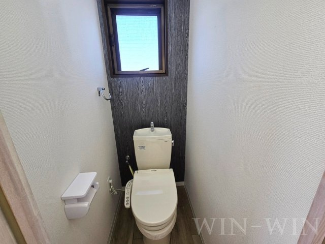 ニューバリア忠興のトイレ|イメージ（同建物内別部屋の写真です）