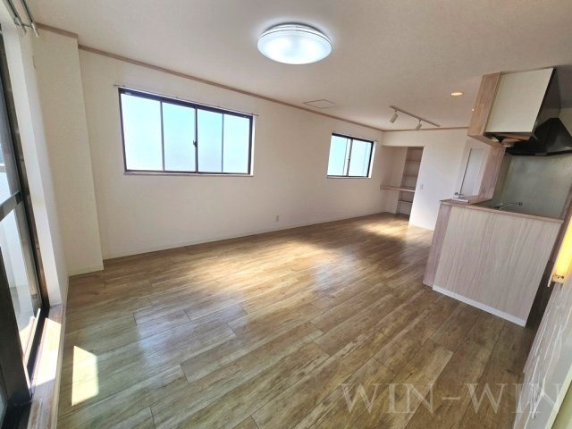 ニューバリア忠興の居間・リビング|イメージ（同建物内別部屋の写真です）