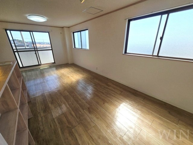 ニューバリア忠興の居間・リビング|イメージ（同建物内別部屋の写真です）