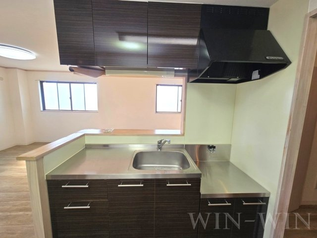 ニューバリア忠興のキッチン|イメージ（同建物内別部屋の写真です）