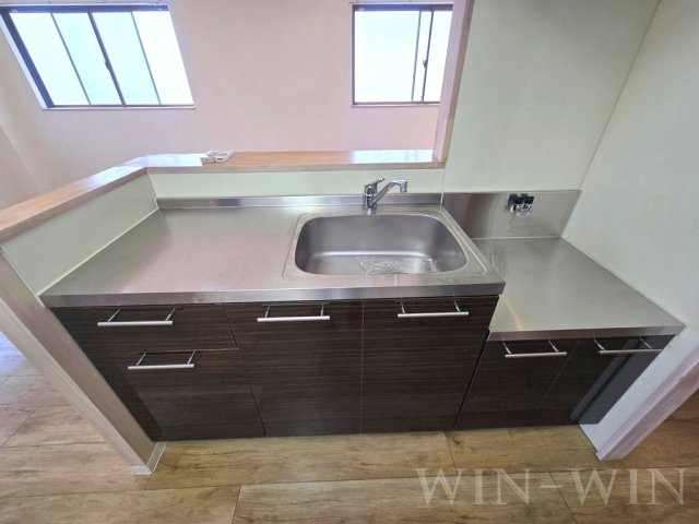 ニューバリア忠興のキッチン|イメージ（同建物内別部屋の写真です）