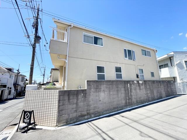 中野区江原町２丁目の中古一戸建の前面道路含む現地写真| 