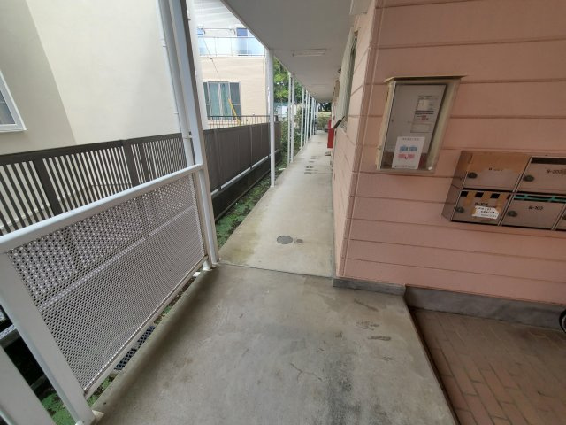 ヴィアーレヤマザキのロビー