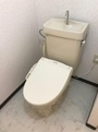 【トイレ】 | ヴィアーレヤマザキ | 清潔感のあるトイレです