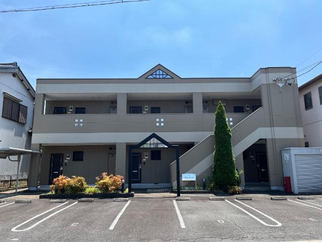 ウイングコート