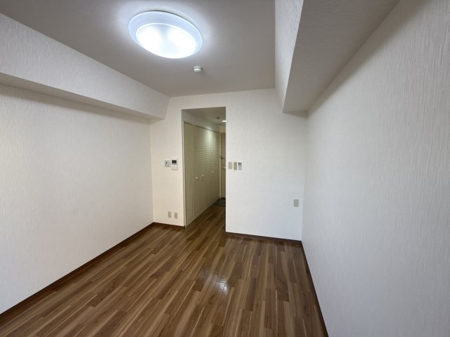 姫路市東延末３丁目の賃貸マンションの洋室