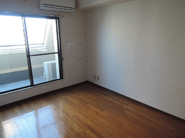 姫路市東延末３丁目の賃貸マンションの居間・リビング