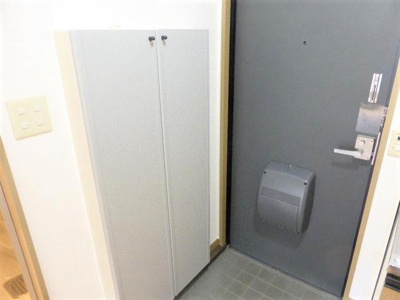 【玄関】 | ビーライン原市 | 玄関