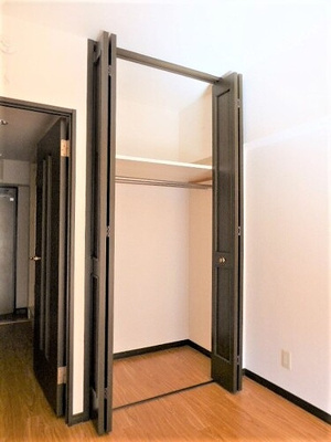 【収納】 | ライオンズプラザ大宮第２ | クロゼット(洋室約9.8畳)　※前回募集時2020.11撮影