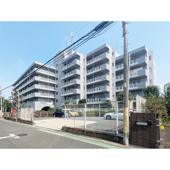 【外観】 | グランドール・ラシン | 外観は落ち着いています