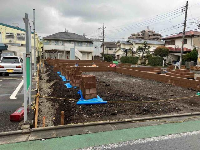 三鷹市上連雀６丁目の新築一戸建の前面道路含む現地写真| 