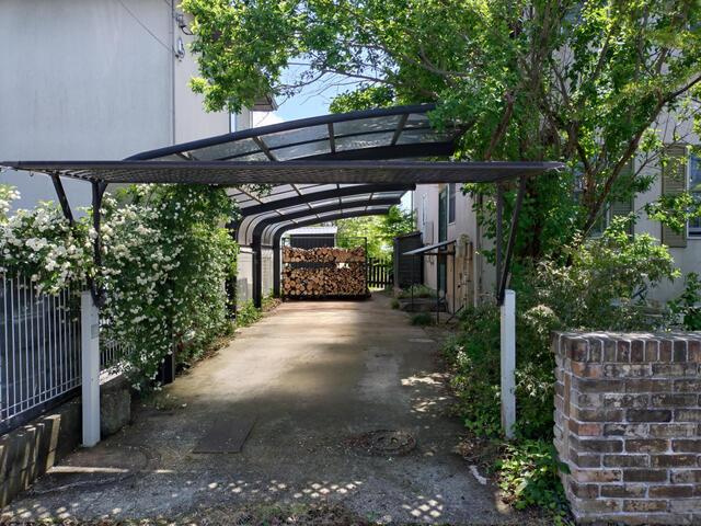 町田市東玉川学園１丁目の中古一戸建の駐車場| 