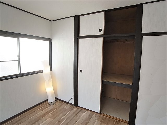 神戸市北区山田町下谷上字猪ころびの一戸建ての収納|収納箇所豊富です