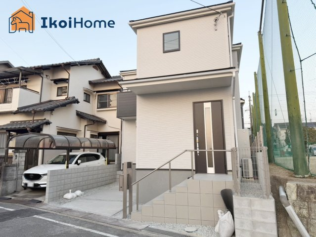 明石市魚住町西岡21期　新築戸建のエントランス|【ホームページに現地動画掲載中】●年中無休：当日予約可●長期優良住宅・省エネ住宅の建物になります！