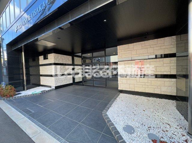 アドバンス大阪グロウスIIのエントランス