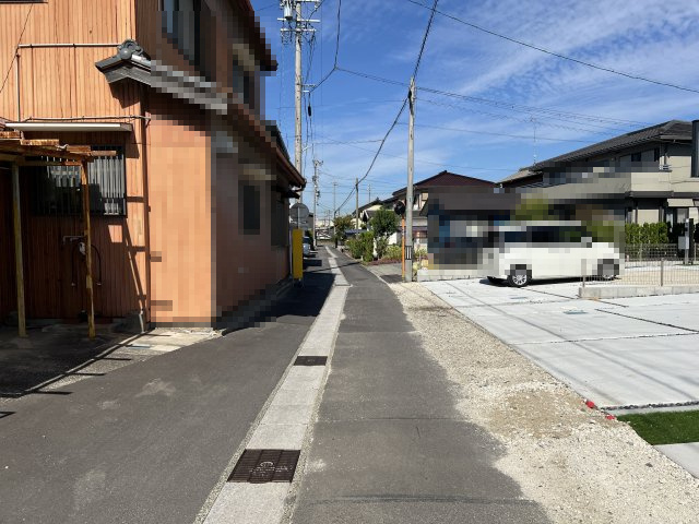 碧南市千福町　新築一戸建の前面道路含む現地写真