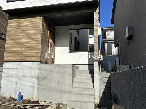 【エントランス】 | 【仲介手数料０円】藤沢市石川　新築一戸建て　全2棟 | 【仲介手数料０円】藤沢市石川　新築一戸建て　全2棟