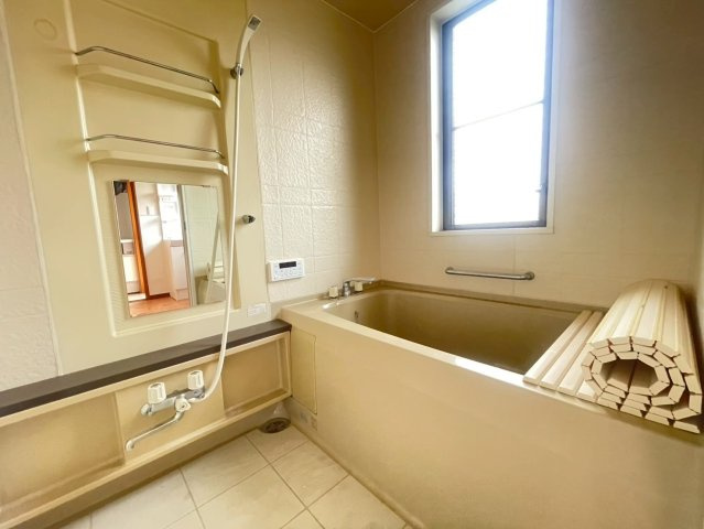 茂原市六ツ野戸建ての浴室
