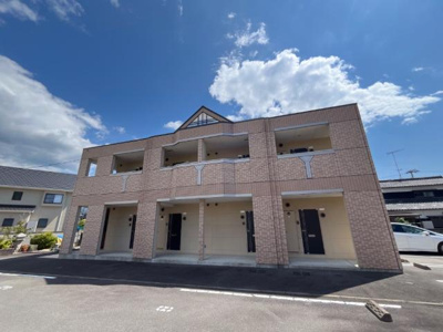 【外観】 | シルバーアース | 外観写真（昼）