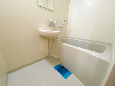 【浴室】 | メゾンクアトロ