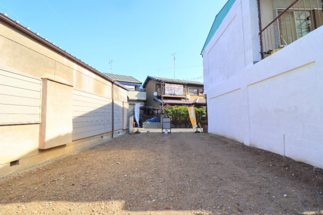 今里樋ノ尻の周辺|おうちの裏（南側）が旗畑になっている為、通風・日当たり良好です♪