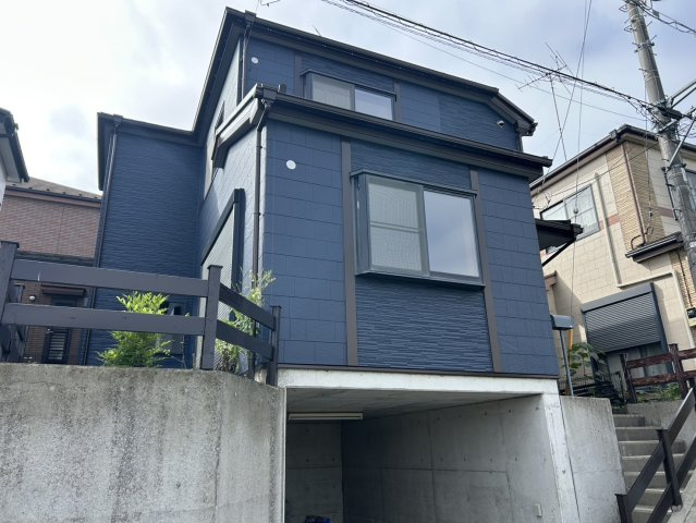 大門　戸建の外観|屋根葺き替え・外壁塗装済みです。