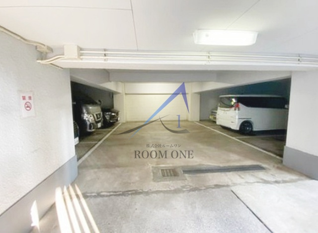 勝どきハイムの駐車場|駐車場です。