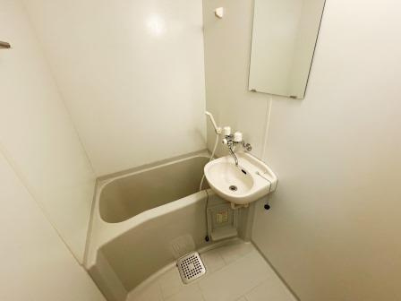 ヨウコースクウェア中浦和EASTの浴室