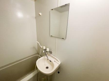 ヨウコースクウェア中浦和EASTの洗面所