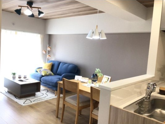 今福スカイハイツ　1階の居間・リビング