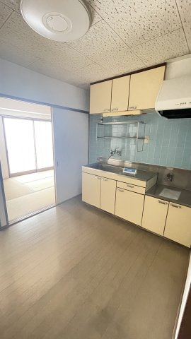 ベルハイム諏訪木のキッチン|きれいなキッチンです