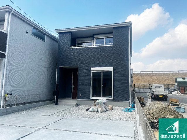 藤井寺市大井　第2期　新築一戸建ての外観|安心の10年保証！外観を美しく保ち、雨水で汚れを落とします！気になることがありましたら、お気軽にお問い合わせください！