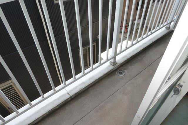 シェ・モアのバルコニー