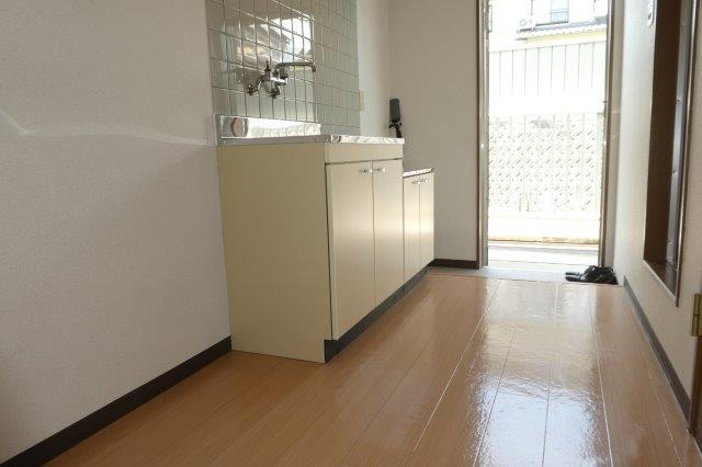 シェ・モアの内装|キッチン