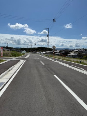  | 富田林市廿山2丁目B号地（小金台小学校）