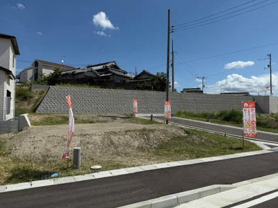  | 富田林市廿山2丁目B号地（小金台小学校）